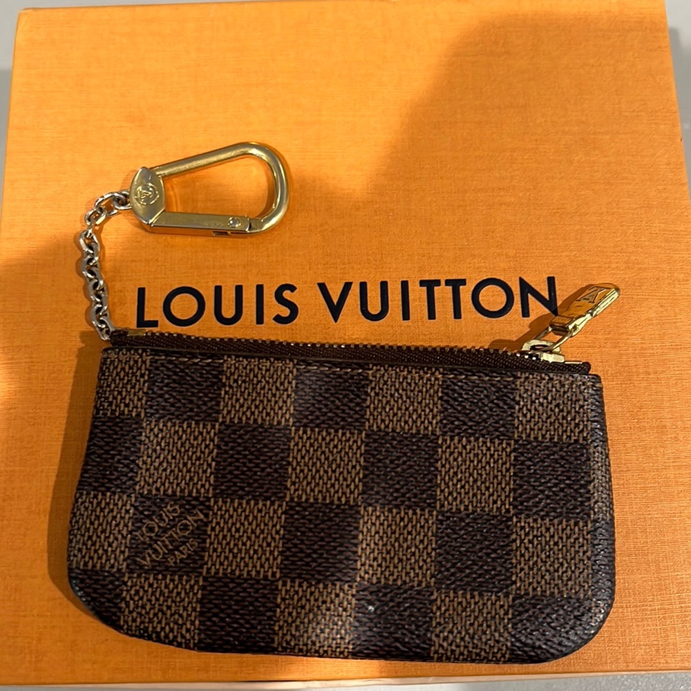 💎Luis Vuitton key pouch💎